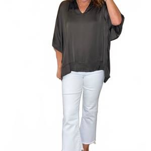 NEW SOFIA COLLECTIONS maria silk top in 46% viscose, 66% rayon